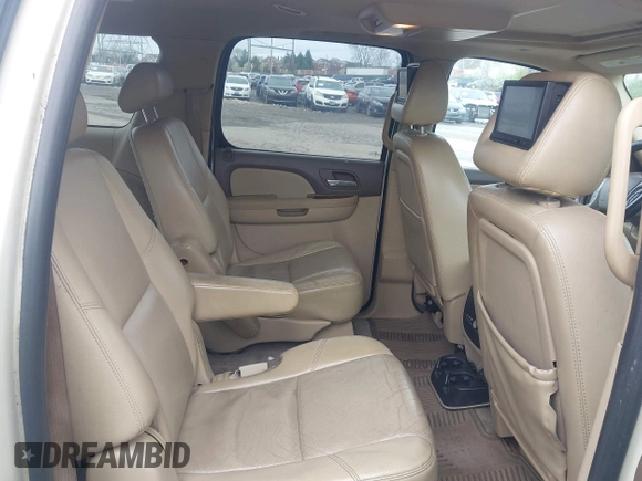 2010 Chevrolet Suburban LTZ with VIN 1GNUKKE35AR129351, listed as a IAAI auction lot 41971625 with 234,487 mi miles. Bid and sale history available at carsss.com. Image 8.