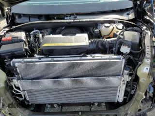 2024 GMC Yukon SLT with VIN 1GKS2BKD8RR272274, listed as a Copart auction lot 44566235 with 9,889 mi miles and Salvage Title. Bid and sale history available at carsss.com. Image 12.