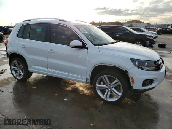 2016 Volkswagen Tiguan R-Line with VIN WVGBV7AX1GW079891, listed as a Copart auction lot 88413125 with 115,551 mi miles and Clean Title. Bid and sale history available at DreamBid. Image 4.