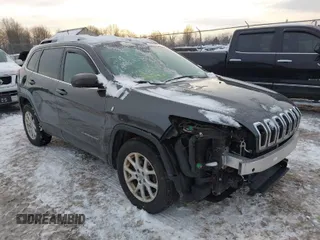 2016 Jeep Cherokee North with VIN 1C4PJMCS6GW335108, listed as a IAAI auction lot 41195284 with 97,022 mi miles and . Bid and sale history available at DreamBid. Image 1.