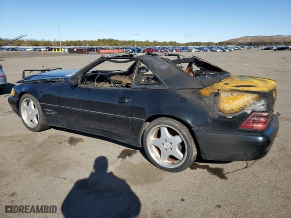 2000 Mercedes-Benz SL-Class with VIN WDBFA68F8YF195078, listed as a Copart auction lot 48329565 with 0 mi miles and Salvage Title. Bid and sale history available at carsss.com. Image 2.