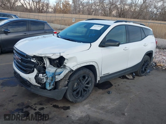 2021 GMC Terrain SLE with VIN 3GKALTEV2ML395538, listed as a IAAI auction lot 41279900 with 37,590 mi miles and . Bid and sale history available at carsss.com. Image 2.