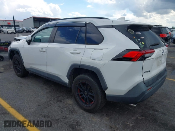2019 Toyota RAV4 XLE with VIN 2T3W1RFV5KC028164, listed as a IAAI auction lot 42002503 with 79,346 mi miles. Bid and sale history available at carsss.com. Image 3.