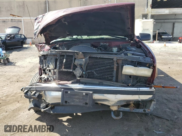 1998 GMC Suburban z VIN 3GKFK16R1WG503206, wystawiony jako Copart lot #69802344 z przebiegiem 231 148 mil mil oraz Szkody całkowita. Historia ofert i sprzedaży dostępna na DreamBid. Obrazek 5.