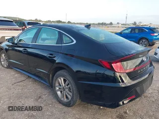 2023 Hyundai Sonata SEL z VIN KMHL64JA6PA304444, wystawiony jako IAAI lot #41984491 z przebiegiem 22 110 mil mil oraz . Historia ofert i sprzedaży dostępna na DreamBid. Obrazek 3.