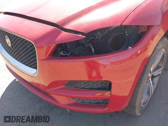 2018 Jaguar F-Pace S z VIN SADCM2FV6JA297985, wystawiony jako IAAI lot #42068647 z przebiegiem 40 521 mil mil oraz . Historia ofert i sprzedaży dostępna na DreamBid. Obrazek 6.