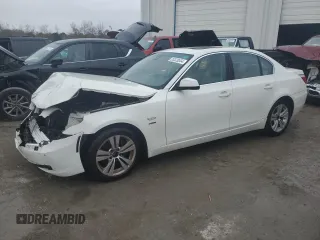 2010 BMW 5 Series 528i xDrive with VIN WBANV1C50AC445727, listed as a Copart auction lot 86628664 with 204,199 mi miles and Salvage Title. Bid and sale history available at carsss.com. Image 1.