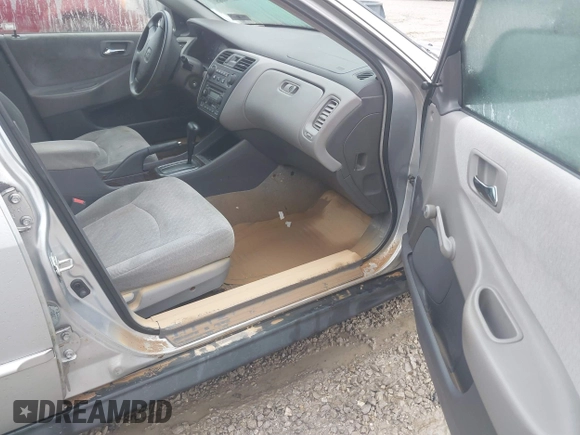 2002 Honda Accord VP z VIN 1HGCF86622A116482, wystawiony jako IAAI lot #41546982 z przebiegiem 92 131 mil mil oraz . Historia ofert i sprzedaży dostępna na DreamBid. Obrazek 5.