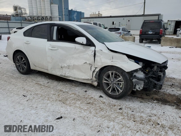 2024 Kia Forte LXS with VIN 3KPF24AD4RE811320, listed as a Copart auction lot 88816405 with 0 mi miles and Salvage Title. Bid and sale history available at carsss.com. Image 4.
