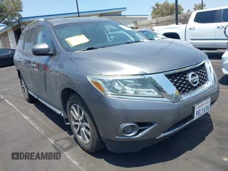 2016 Nissan Pathfinder S with VIN 5N1AR2MN8GC600166, listed as a IAAI auction lot 42453878 with 90,974 mi miles and . Bid and sale history available at DreamBid. Image 1.