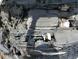 2021 Chrysler Pacifica Hybrid Touring L with VIN 2C4RC1L73MR603162, listed as a Copart auction lot 51253685 with Not provided miles and Salvage title. Bid and sale history available at DreamBid. Image 14.