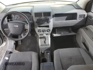 2007 Jeep Compass Sport with VIN 1J8FT47WX7D383699, listed as a Copart auction lot 88482135 with 219,898 mi miles and Salvage Title. Bid and sale history available at carsss.com. Image 8.