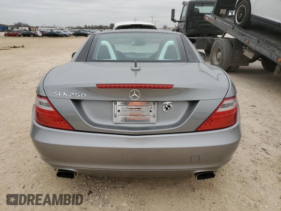 2013 Mercedes-Benz SLK 250 с VIN WDDPK4HAXDF070563, выставлен на аукционе Copart как лот 45769115 с пробегом 66 371 миль миль и Списание • Salvage title. История ставок и продаж доступна на DreamBid. Изображение 6.