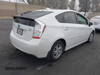 2010 Toyota Prius II with VIN JTDKN3DU9A0121927, listed as a IAAI auction lot 42085463 with 170,750 mi miles. Bid and sale history available at carsss.com. Image 4.