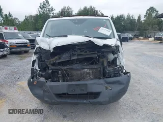 2016 Ford Transit Cargo z VIN 1FTYE1YMXGKB48964, wystawiony jako IAAI lot #41227860 z przebiegiem Nie podano mil oraz . Historia ofert i sprzedaży dostępna na DreamBid. Obrazek 6.