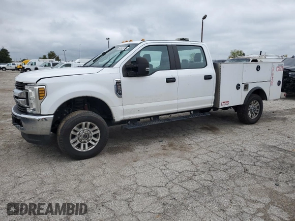 2019 Ford Super Duty F-250 SRW XL with VIN 1FD7W2B60KEG54489, listed as a Copart auction lot 68541834 with 96,029 mi miles and Salvage Title. Bid and sale history available at carsss.com. Image 1.