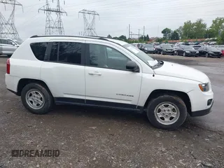 2017 Jeep Compass Sport SE с VIN 1C4NJCBA5HD123436, выставлен на аукционе IAAI как лот 42622235 с пробегом 135 334 миль миль и . История ставок и продаж доступна на DreamBid. Изображение 14.