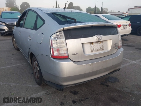 2006 Toyota Prius with VIN JTDKB22U667523196, listed as a IAAI auction lot 41865639 with 282,399 mi miles. Bid and sale history available at carsss.com. Image 3.