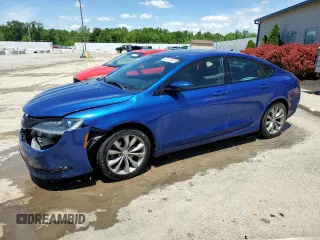 2015 Chrysler 200 S z VIN 1C3CCCBB3FN749816, wystawiony jako Copart lot #58183665 z przebiegiem 121 833 mil mil oraz Nie do naprawy • Non repairable. Historia ofert i sprzedaży dostępna na DreamBid. Obrazek 1.