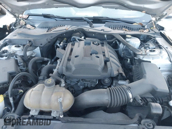 2018 Ford Mustang EcoBoost Premium with VIN 1FATP8UH3J5160147, listed as a IAAI auction lot 41916920 with 91,917 mi miles and . Bid and sale history available at carsss.com. Image 10.