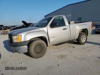 2011 GMC Sierra 1500 Work Truck z VIN 1GTN1TE01BZ300044, wystawiony jako Copart lot #52829565 z przebiegiem Nie podano mil oraz Szkody całkowita. Historia ofert i sprzedaży dostępna na DreamBid. Obrazek 1.