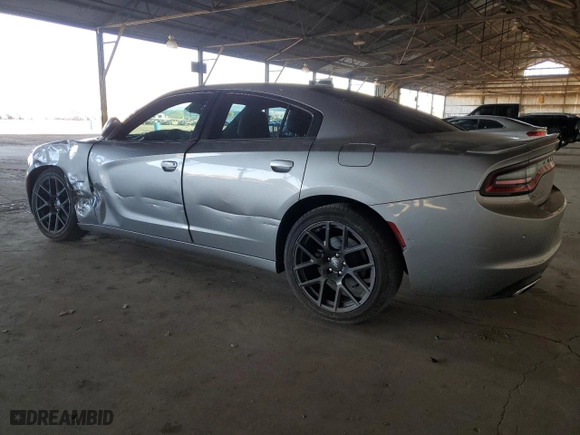 2018 Dodge Charger R/T with VIN 2C3CDXCT9JH262391, listed as a Copart auction lot 47952445 with 33,076 mi miles and Salvage Title. Bid and sale history available at carsss.com. Image 2.