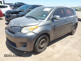 2010 Scion xD z VIN JTKKU4B45AJ056833, wystawiony jako IAAI lot #42450316 z przebiegiem 273 828 mil mil oraz . Historia ofert i sprzedaży dostępna na DreamBid. Obrazek 2.