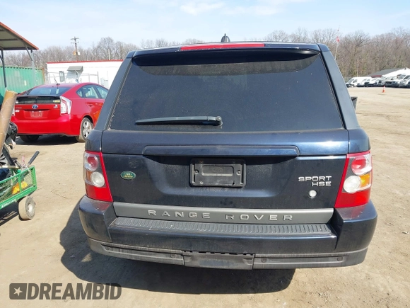2006 Land Rover Range Rover Sport HSE with VIN SALSF25466A902517, listed as a IAAI auction lot 41722213 with 148,277 mi miles and . Bid and sale history available at DreamBid. Image 17.