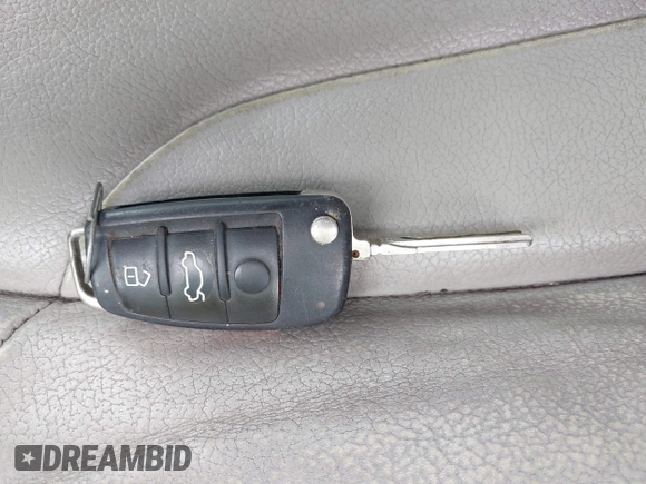 2014 Audi Q7 Premium Plus with VIN WA1LGAFE5ED013547, listed as a IAAI auction lot 42290048 with 179,269 mi miles and . Bid and sale history available at DreamBid. Image 11.