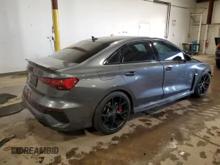 2024 Audi RS 3 z VIN WUAG4DGY8RA907403, wystawiony jako Copart lot #42828605 z przebiegiem 16 676 mil mil oraz Szkody całkowita. Historia ofert i sprzedaży dostępna na DreamBid. Obrazek 3.