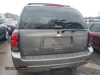 2006 Chevrolet TrailBlazer LS with VIN 1GNDS13S562239191, listed as a IAAI auction lot 41723168 with 154,210 mi miles and . Bid and sale history available at DreamBid. Image 16.