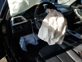 2018 BMW 3 Series 320i xDrive with VIN WBA8E5G57JNU46442, listed as a Copart auction lot 46619795 with Not Provided miles and Salvage Title. Bid and sale history available at carsss.com. Image 8.