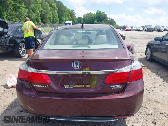 2014 Honda Accord Touring z VIN 1HGCR6F79EA008532, wystawiony jako IAAI lot #42321108 z przebiegiem 147 559 mil mil oraz . Historia ofert i sprzedaży dostępna na DreamBid. Obrazek 16.