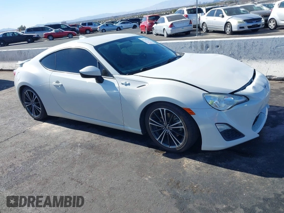 2015 Scion FR-S with VIN JF1ZNAA12F9709707, listed as a IAAI auction lot 41545940 with 107,575 mi miles. Bid and sale history available at carsss.com. Image 18.