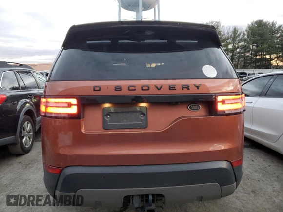 2017 Land Rover Discovery First Edition with VIN SALRTBBV2HA016542, listed as a Copart auction lot 85986704 with 118,783 mi miles and Salvage Title. Bid and sale history available at carsss.com. Image 6.
