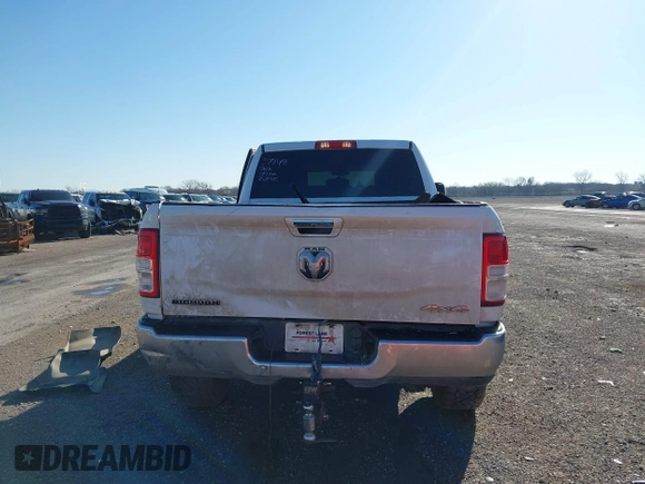 2019 Ram 2500 Big Horn with VIN 3C6UR5DL9KG625821, listed as a IAAI auction lot 41762226 with 190,255 mi miles and . Bid and sale history available at DreamBid. Image 16.