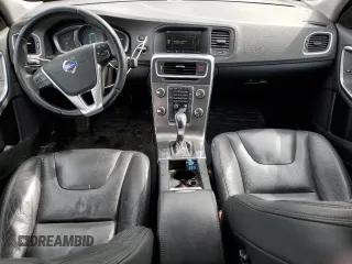 2014 Volvo S60 T5 with VIN YV1612FS6E2281223, listed as a Copart auction lot 42648005 with 71,004 mi miles and Salvage Title. Bid and sale history available at carsss.com. Image 8.