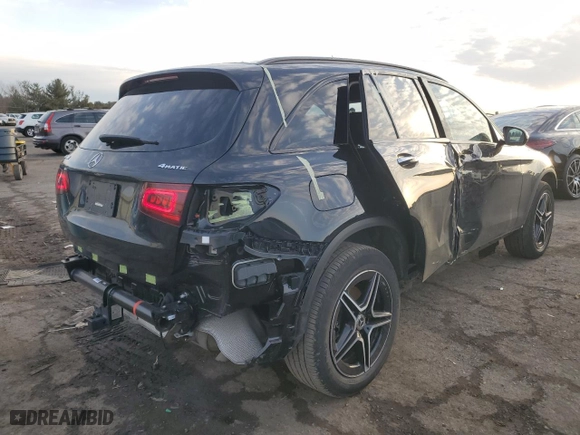 2022 Mercedes-Benz GLC with VIN W1N0G8EB6NG065608, listed as a Copart auction lot 44897725 with NaN miles and Salvage Title. Bid and sale history available at carsss.com. Image 3.