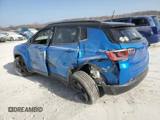 2019 Jeep Compass Altitude with VIN 3C4NJCBB8KT692274, listed as a Copart auction lot 49215135 with 84,503 mi miles and Salvage title. Bid and sale history available at DreamBid. Image 2.