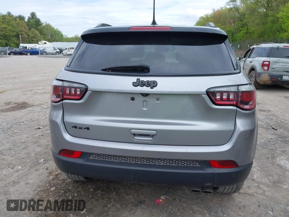 2019 Jeep Compass Latitude with VIN 3C4NJDBB5KT782858, listed as a IAAI auction lot 42263404 with 64,315 mi miles and . Bid and sale history available at DreamBid. Image 15.