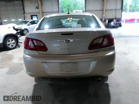 2007 Chrysler Sebring Touring with VIN 1C3LC56K27N560582, listed as a IAAI auction lot 42018640 with 110,076 mi miles and . Bid and sale history available at DreamBid. Image 17.