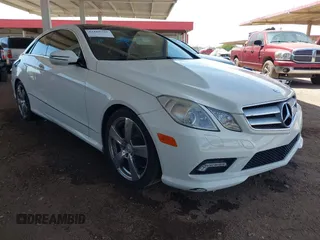 2010 Mercedes-Benz E 550 with VIN WDDKJ7CB4AF012491, listed as a IAAI auction lot 42165752 with 67,581 mi miles and . Bid and sale history available at DreamBid. Image 1.