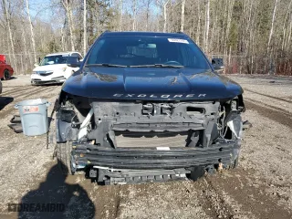 2017 Ford Explorer XLT with VIN 1FM5K8D89HGE15864, listed as a Copart auction lot 50827285 with 167,146 mi miles and Salvage Title. Bid and sale history available at carsss.com. Image 5.