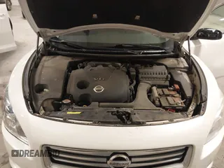 2014 Nissan Maxima S with VIN 1N4AA5AP1EC439827, listed as a IAAI auction lot 41847464 with 135,205 mi miles and . Bid and sale history available at DreamBid. Image 10.