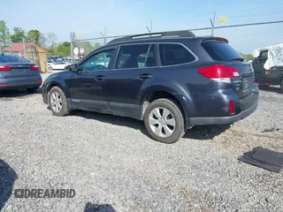 2011 Subaru Outback Premium z VIN 4S4BRBCC6B3365117, wystawiony jako IAAI lot #42169750 z przebiegiem 146 423 mil mil oraz . Historia ofert i sprzedaży dostępna na DreamBid. Obrazek 3.