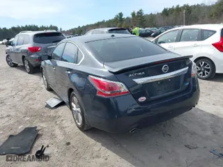 2014 Nissan Altima 2.5 SL with VIN 1N4AL3AP2EN237291, listed as a IAAI auction lot 41748219 with 113,625 mi miles. Bid and sale history available at carsss.com. Image 3.