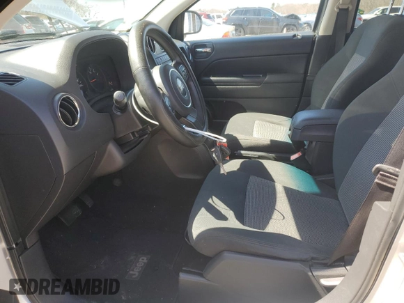 2011 Jeep Compass Latitude with VIN 1J4NT1FB0BD189881, listed as a Copart auction lot 51971015 with 95,951 mi miles and Clean Title. Bid and sale history available at carsss.com. Image 7.