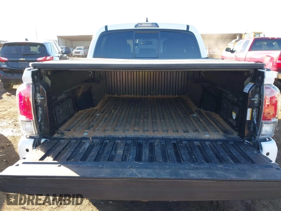 2016 Toyota Tacoma Limited with VIN 5TFEZ5CN4GX009513, listed as a IAAI auction lot 41363058 with 108,382 mi miles and . Bid and sale history available at DreamBid. Image 16.