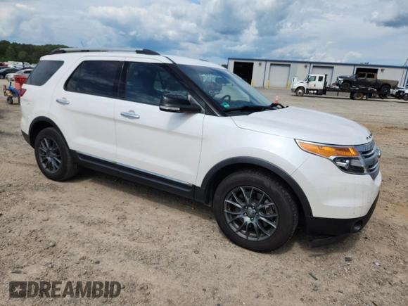 2014 Ford Explorer XLT with VIN 1FM5K7D80EGB32520, listed as a Copart auction lot 63112145 with 113,557 mi miles and Salvage title. Bid and sale history available at DreamBid. Image 4.