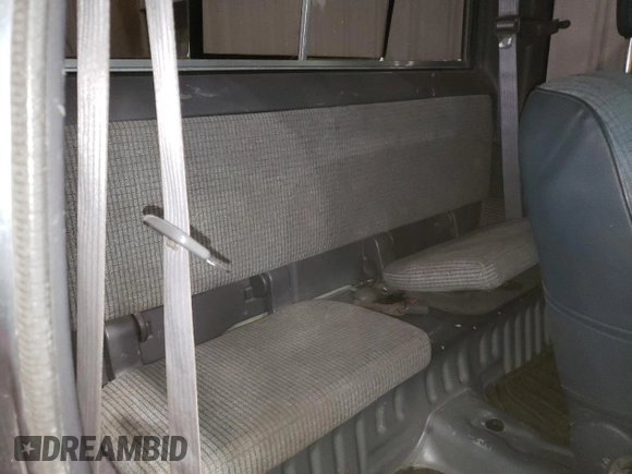 1991 Toyota Pickup с VIN JT4RN13P0M6028973, выставлен на аукционе Copart как лот 57910145 с пробегом 197 629 миль миль и Списание • Salvage title. История ставок и продаж доступна на DreamBid. Изображение 10.